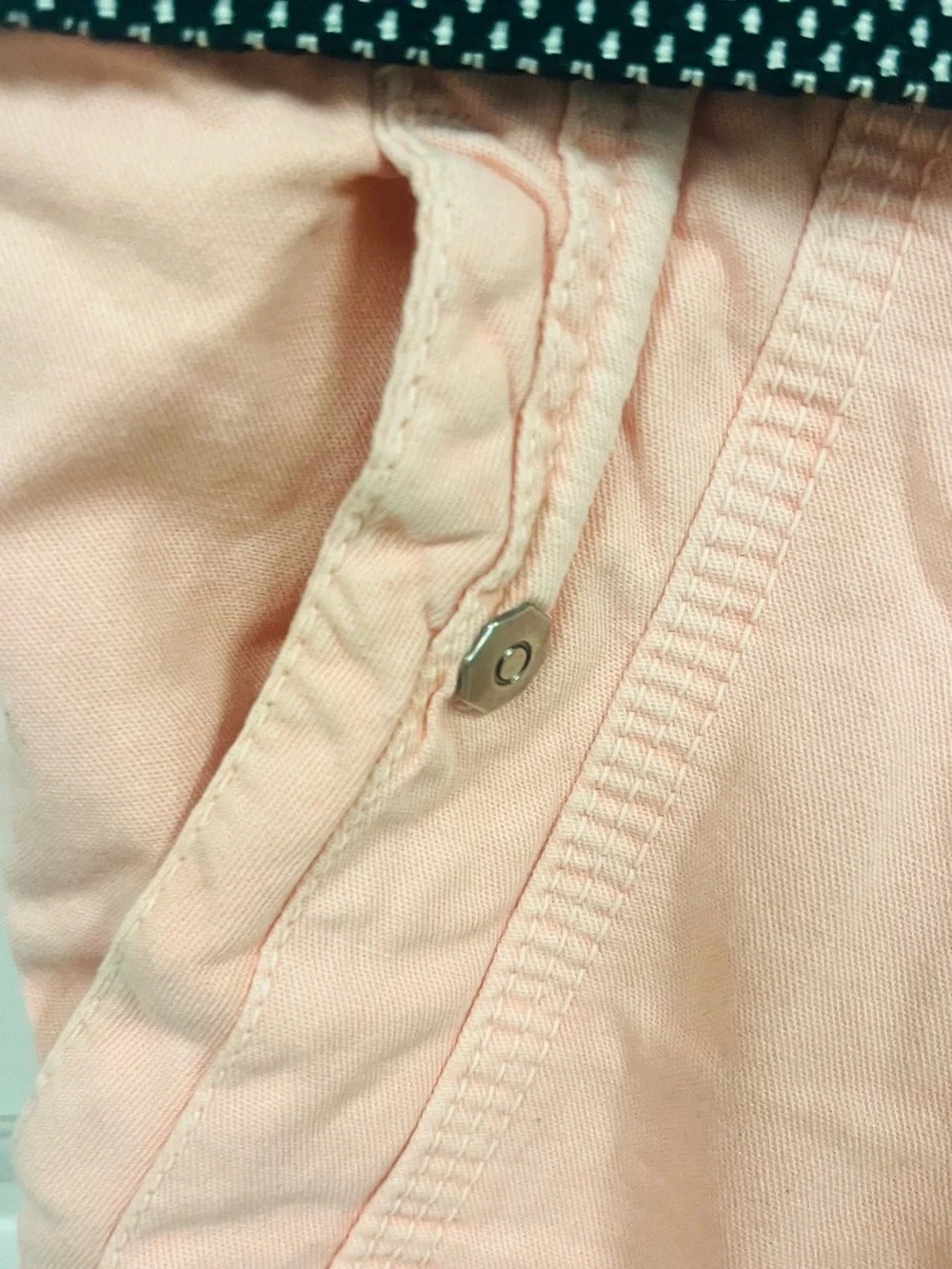 Women’s Cargo Shorts - Pink